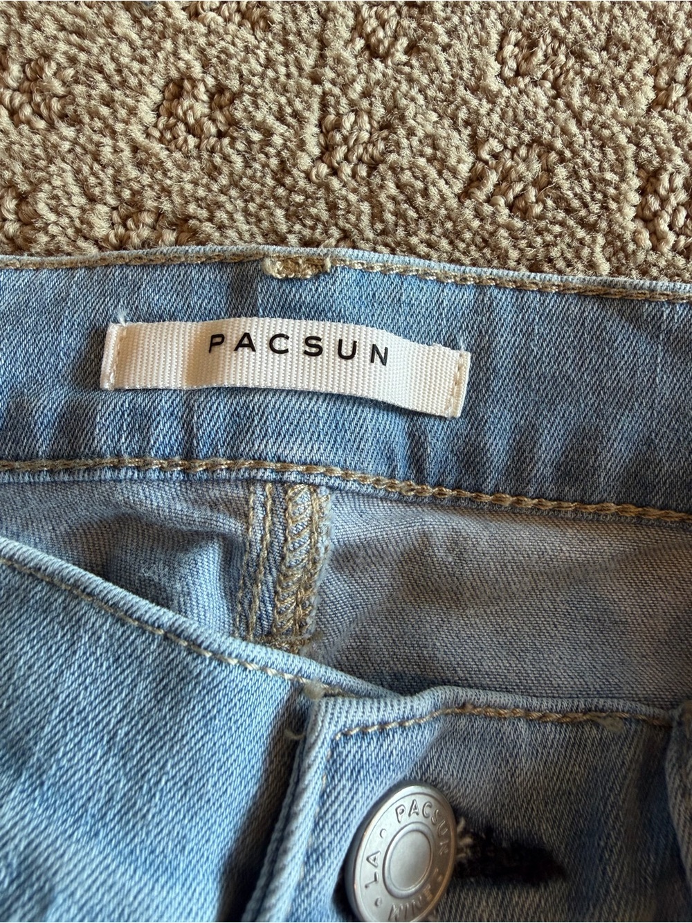 PacSun Ripped Skinny Jeans - Picture 3 of 5